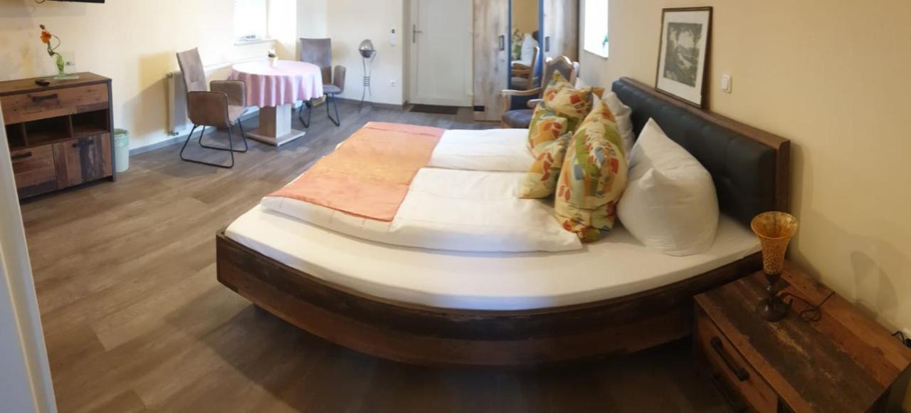 Hotel Igelstadt Furstenberg  ภายนอก รูปภาพ