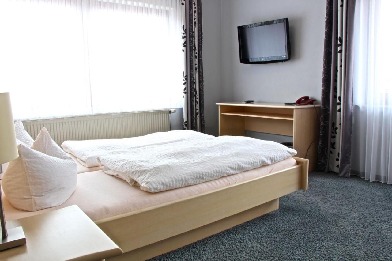 Hotel Igelstadt Furstenberg  ภายนอก รูปภาพ