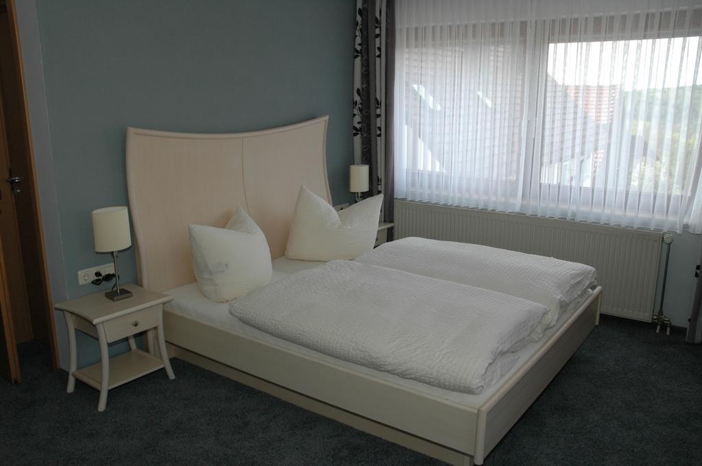 Hotel Igelstadt Furstenberg  ภายนอก รูปภาพ